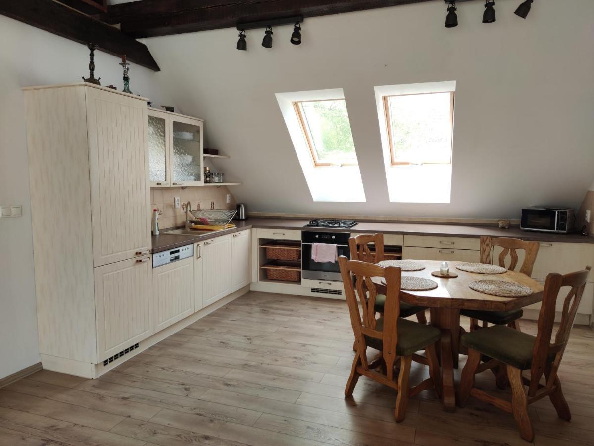 Attic Parkview Apartment Piest'any Eksteriør billede